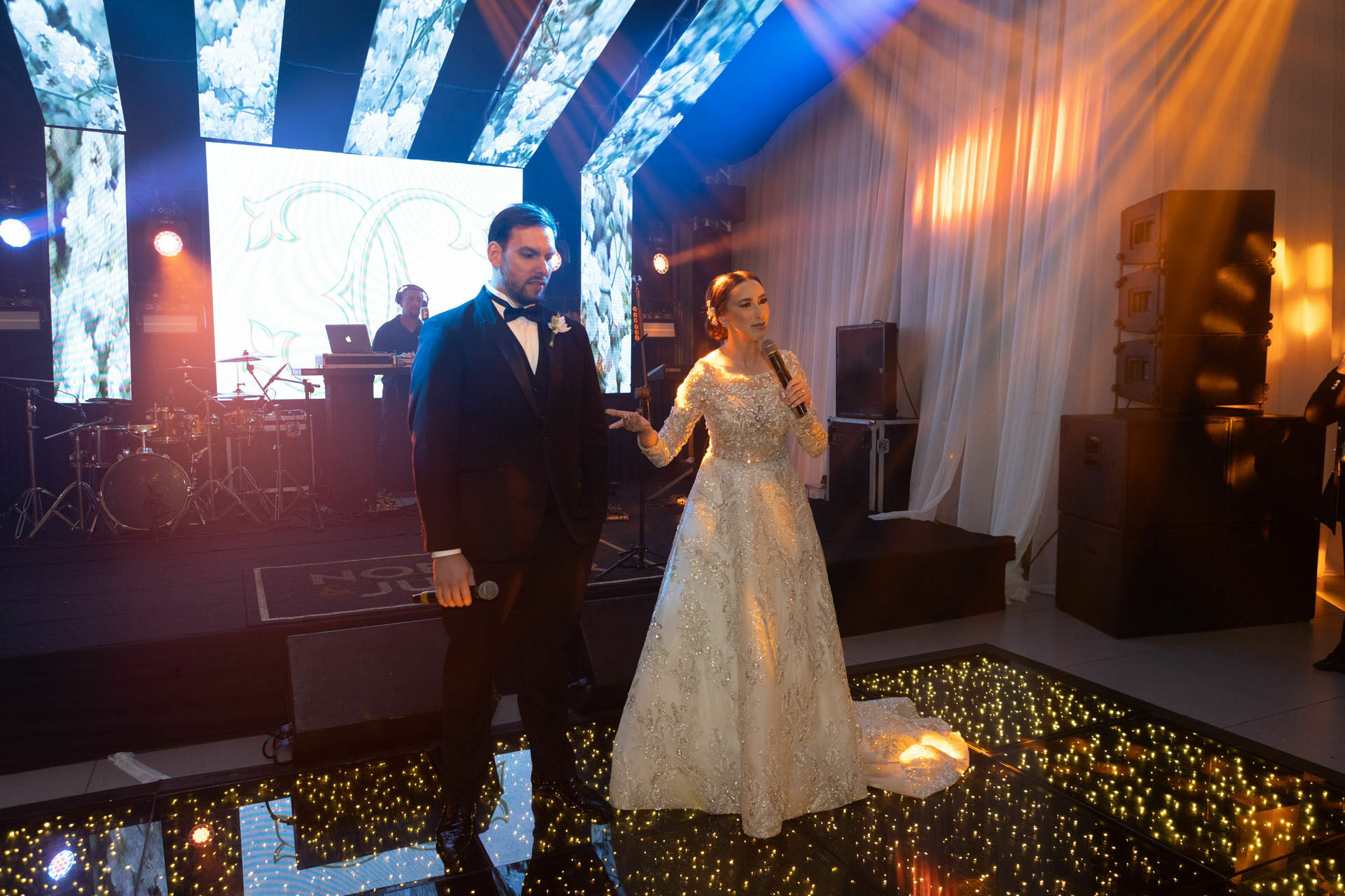 Foto Casamento Caroline e Christopher - Galpon -VR Foto Casamento Caroline e Christopher - Galpon -VR - Imagem 167