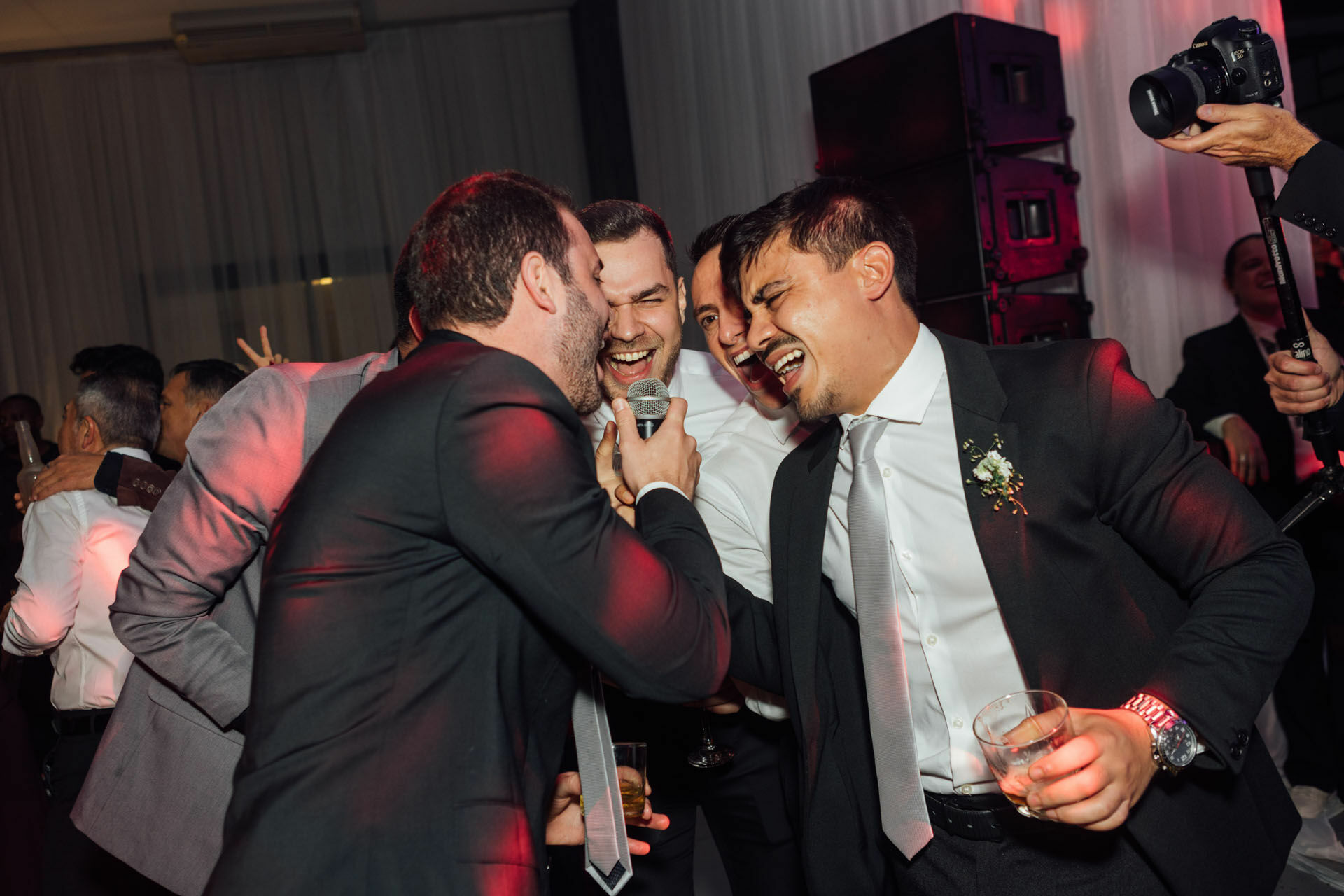 Foto Casamento Caroline e Christopher - Galpon -VR Foto Casamento Caroline e Christopher - Galpon -VR - Imagem 235
