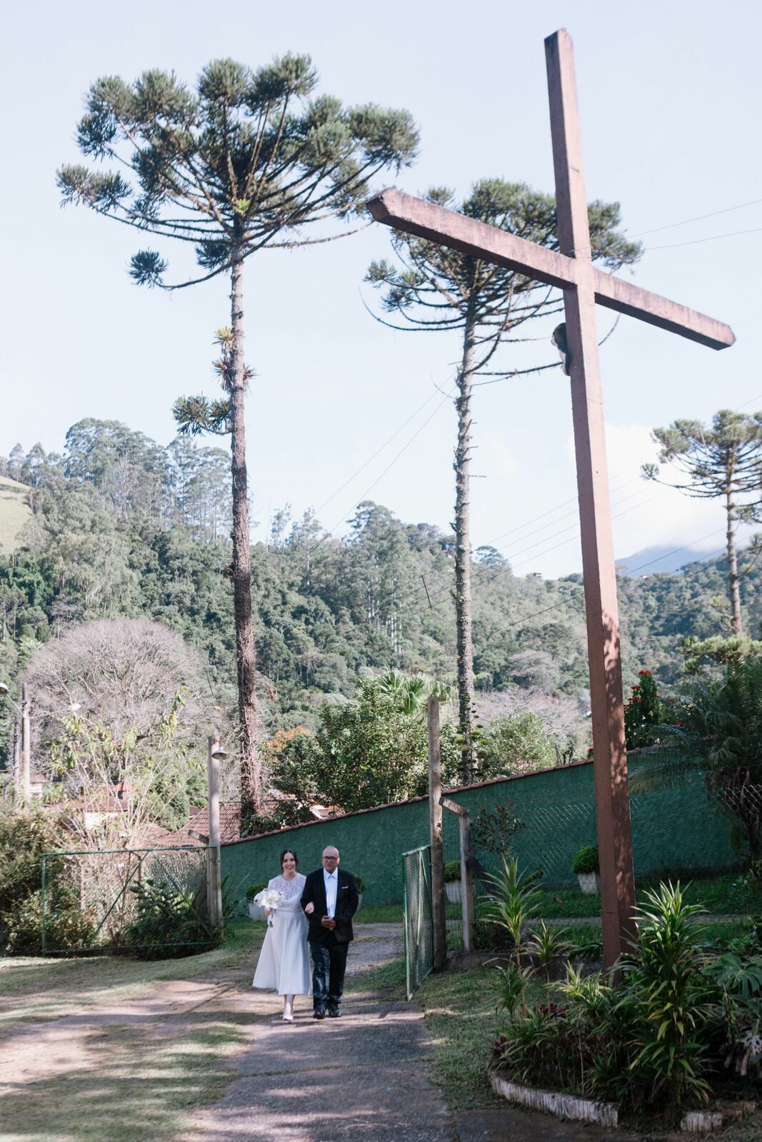 Foto Casamento Igreja Fernanda e Robson - Vila de Maringa- Visconde de Maua-RJ Foto Casamento Igreja Fernanda e Robson - Vila de Maringa- Visconde de Maua-RJ - Imagem 24