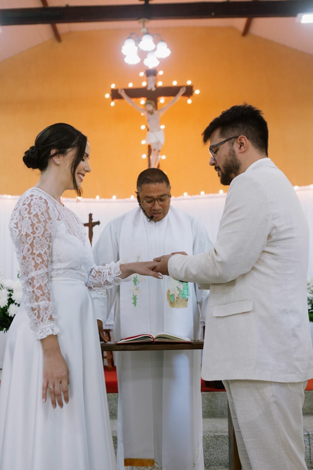 Foto Casamento Igreja Fernanda e Robson - Vila de Maringa- Visconde de Maua-RJ Foto Casamento Igreja Fernanda e Robson - Vila de Maringa- Visconde de Maua-RJ - Imagem 59