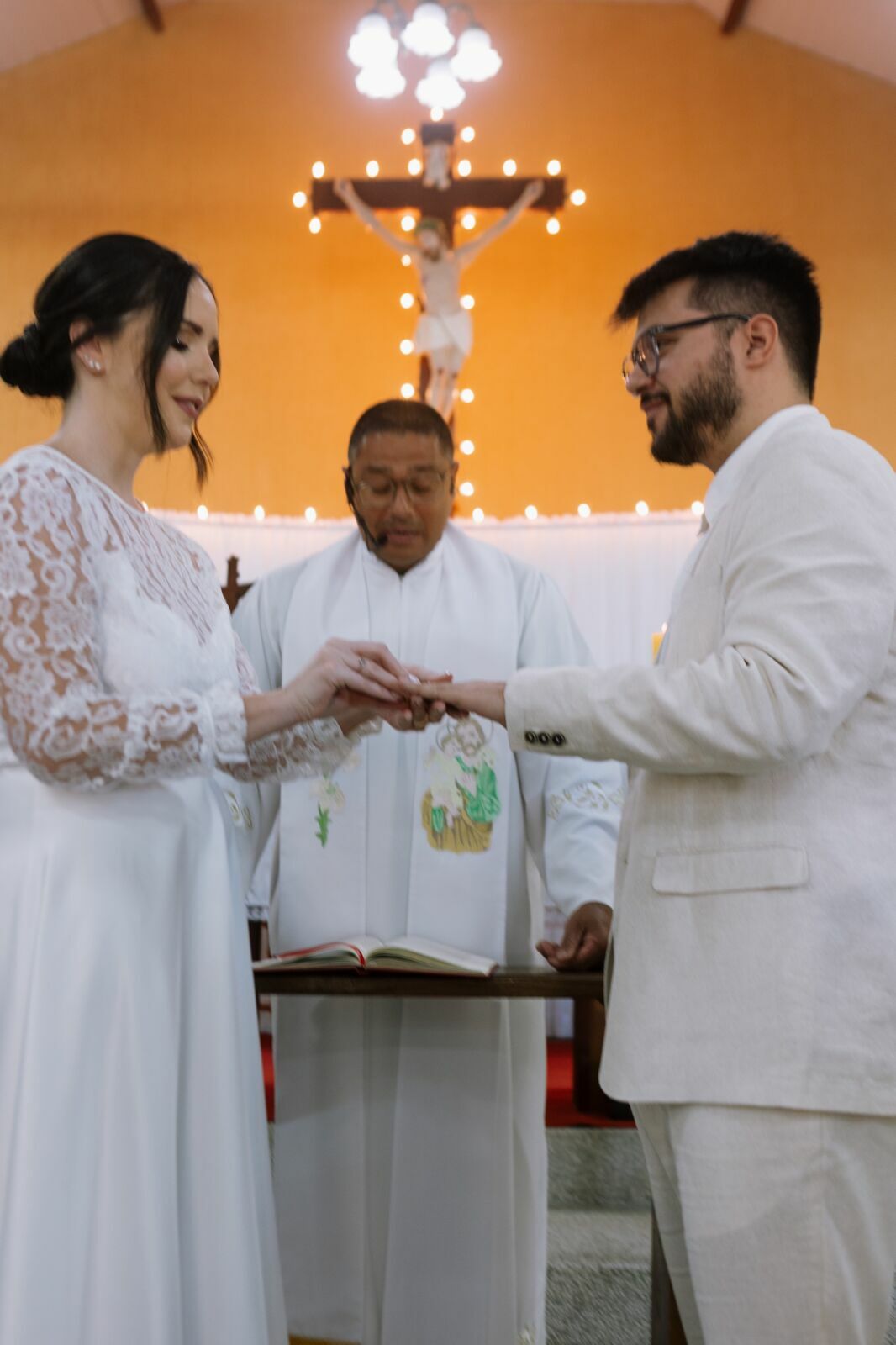 Foto Casamento Igreja Fernanda e Robson - Vila de Maringa- Visconde de Maua-RJ Foto Casamento Igreja Fernanda e Robson - Vila de Maringa- Visconde de Maua-RJ - Imagem 61