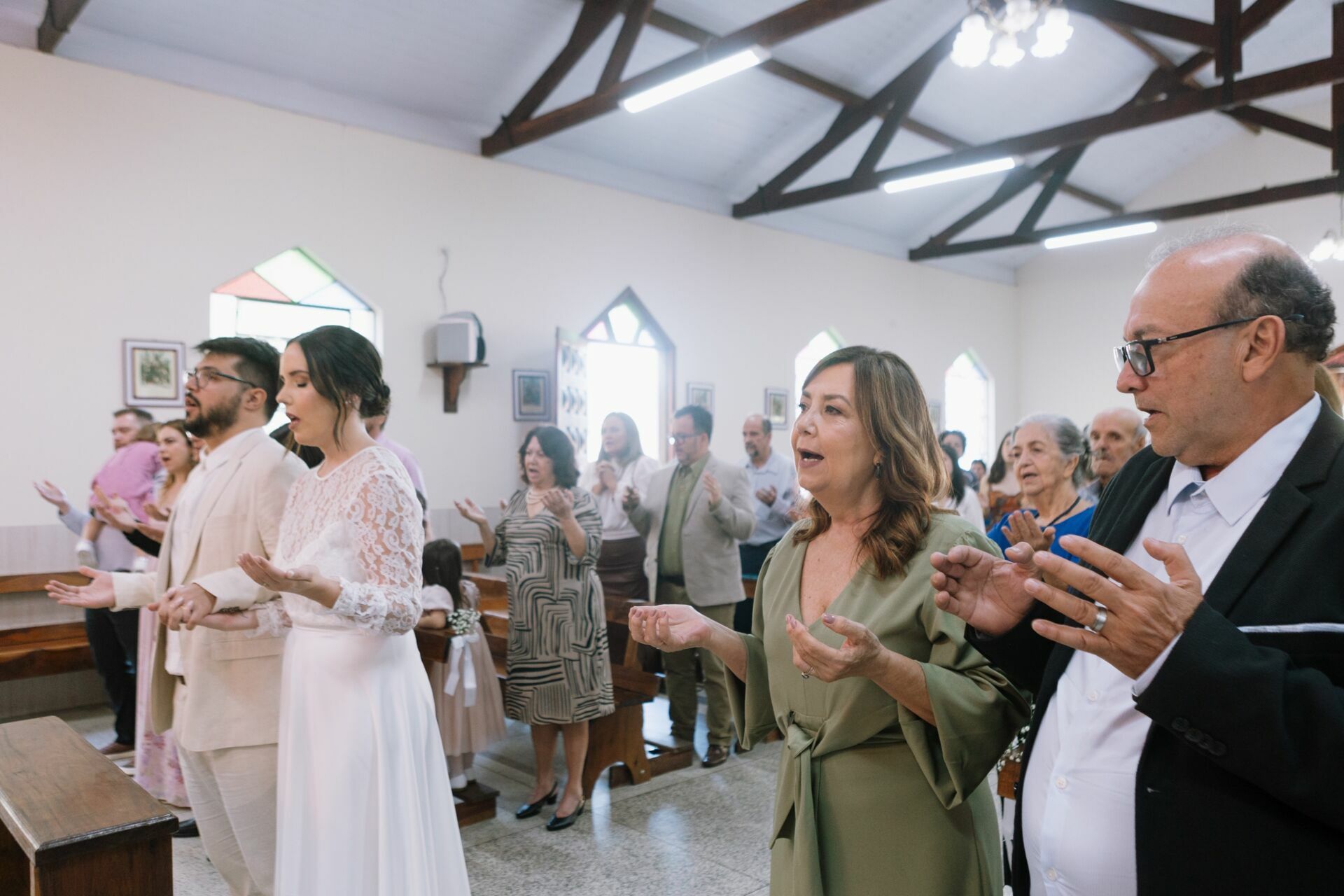 Foto Casamento Igreja Fernanda e Robson - Vila de Maringa- Visconde de Maua-RJ Foto Casamento Igreja Fernanda e Robson - Vila de Maringa- Visconde de Maua-RJ - Imagem 67