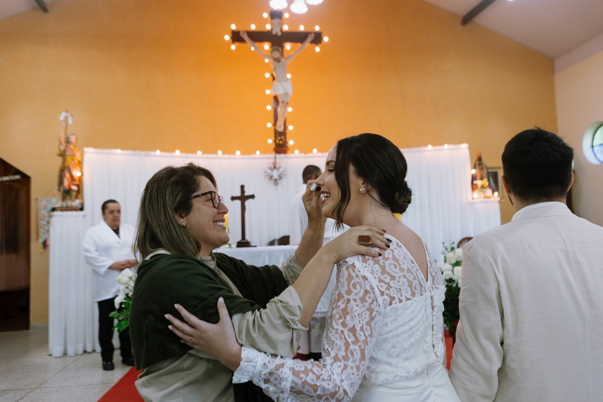 Foto Casamento Igreja Fernanda e Robson - Vila de Maringa- Visconde de Maua-RJ Foto Casamento Igreja Fernanda e Robson - Vila de Maringa- Visconde de Maua-RJ - Imagem 74