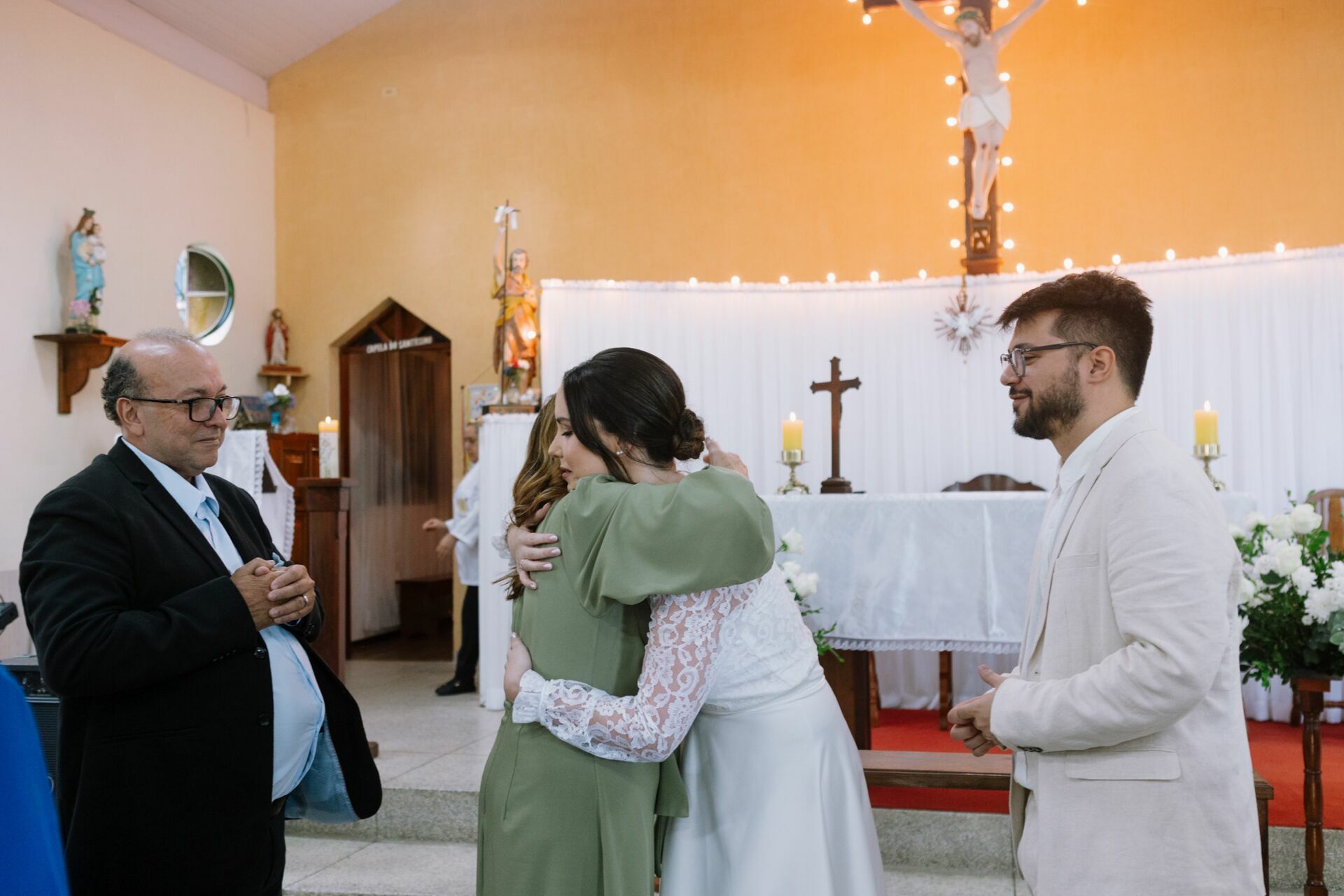 Foto Casamento Igreja Fernanda e Robson - Vila de Maringa- Visconde de Maua-RJ Foto Casamento Igreja Fernanda e Robson - Vila de Maringa- Visconde de Maua-RJ - Imagem 79