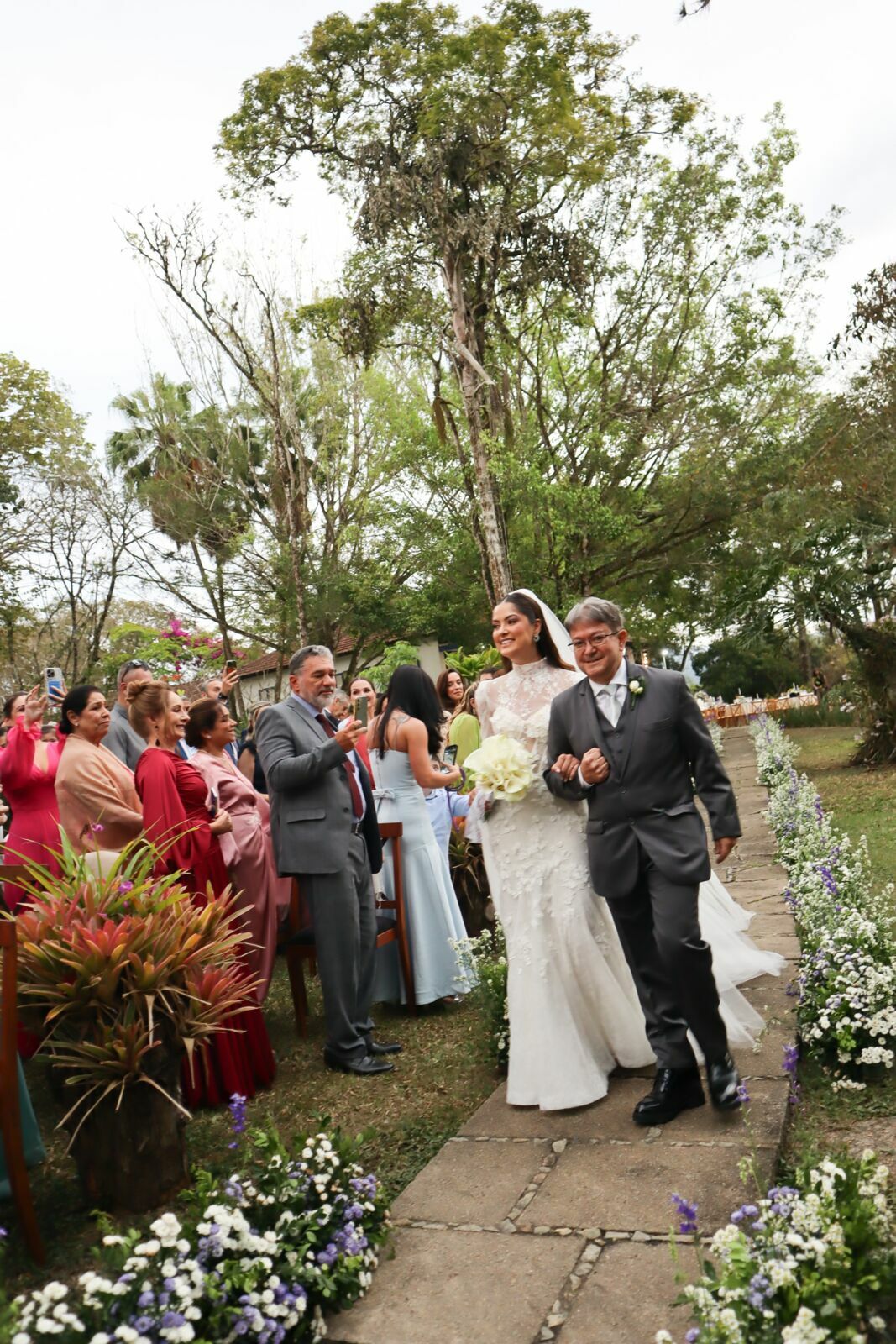 Foto RAQUEL E EDUARDO - VILLA MARZOTTO - PENEDO -RJ Foto RAQUEL E EDUARDO - VILLA MARZOTTO - PENEDO -RJ - Imagem 142