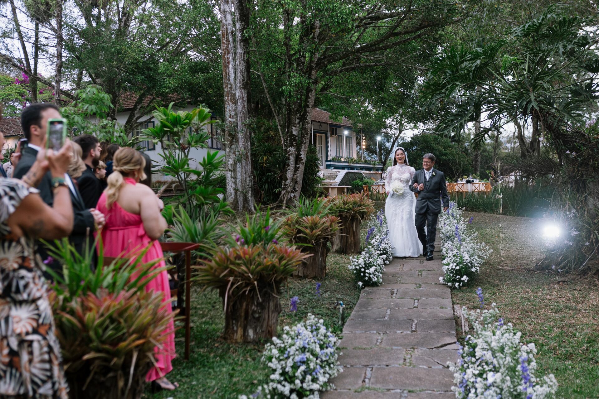 Foto RAQUEL E EDUARDO - VILLA MARZOTTO - PENEDO -RJ Foto RAQUEL E EDUARDO - VILLA MARZOTTO - PENEDO -RJ - Imagem 139