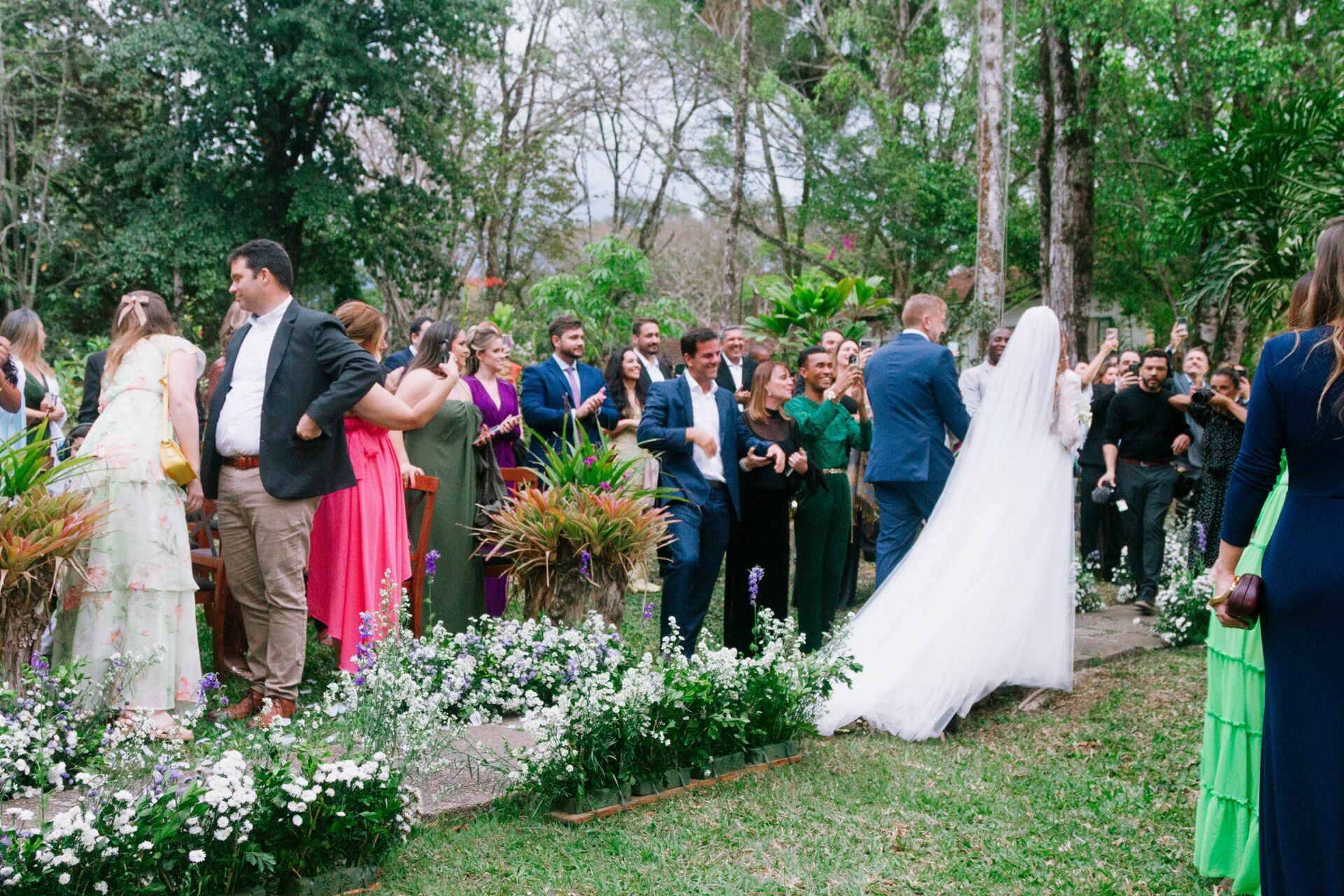 Foto RAQUEL E EDUARDO - VILLA MARZOTTO - PENEDO -RJ Foto RAQUEL E EDUARDO - VILLA MARZOTTO - PENEDO -RJ - Imagem 239