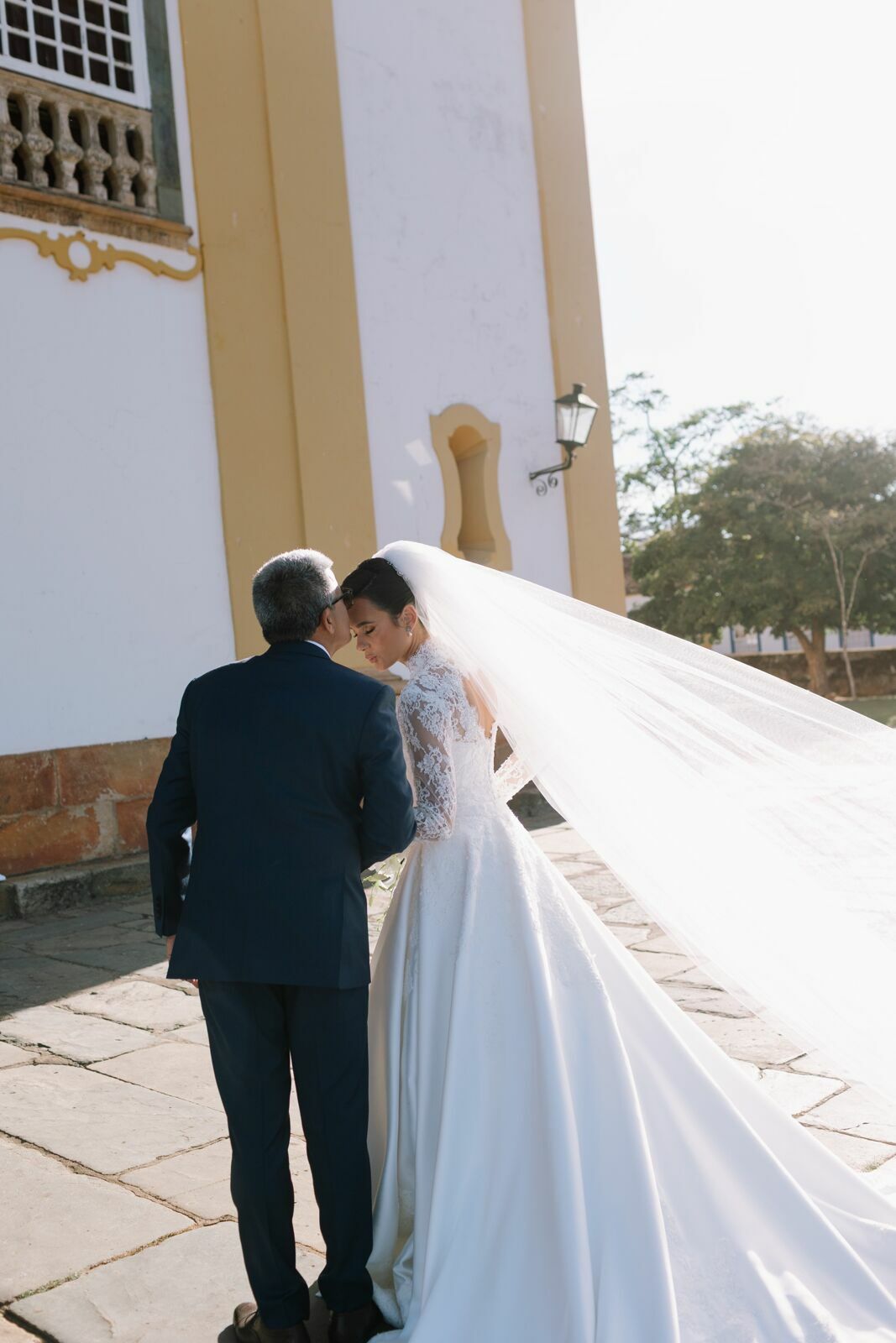 Foto Rafaela e Otávio - Matriz de Santo Antônio e Villa Paolucci - Tiradentes -MG Foto Rafaela e Otávio - Matriz de Santo Antônio e Villa Paolucci - Tiradentes -MG - Imagem 157