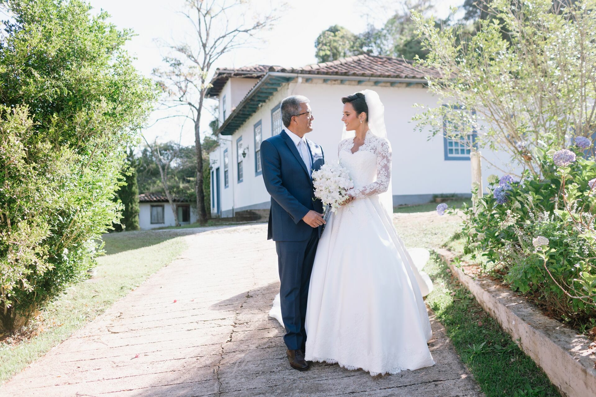 Foto Rafaela e Otávio - Matriz de Santo Antônio e Villa Paolucci - Tiradentes -MG Foto Rafaela e Otávio - Matriz de Santo Antônio e Villa Paolucci - Tiradentes -MG - Imagem 115