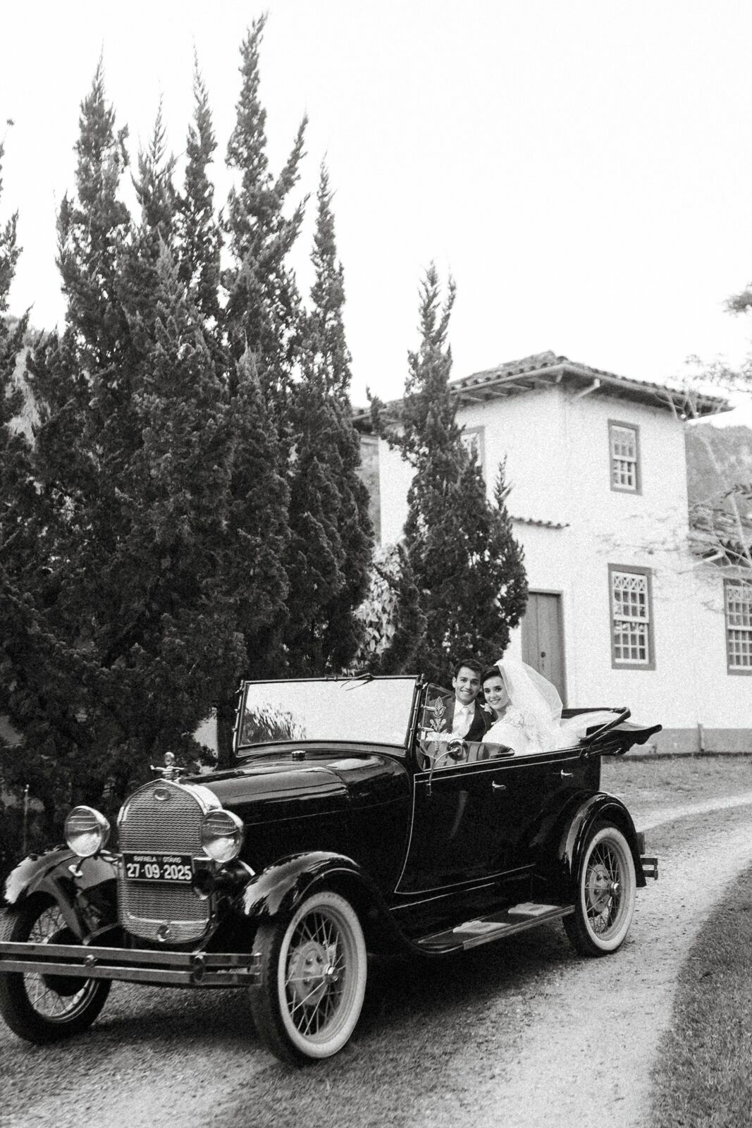 Foto Rafaela e Otávio - Matriz de Santo Antônio e Villa Paolucci - Tiradentes -MG Foto Rafaela e Otávio - Matriz de Santo Antônio e Villa Paolucci - Tiradentes -MG - Imagem 320