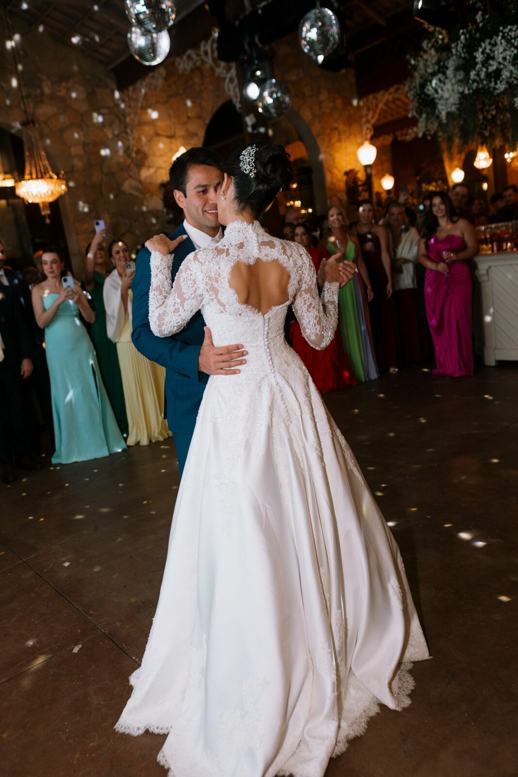 Foto Rafaela e Otávio - Matriz de Santo Antônio e Villa Paolucci - Tiradentes -MG Foto Rafaela e Otávio - Matriz de Santo Antônio e Villa Paolucci - Tiradentes -MG - Imagem 368