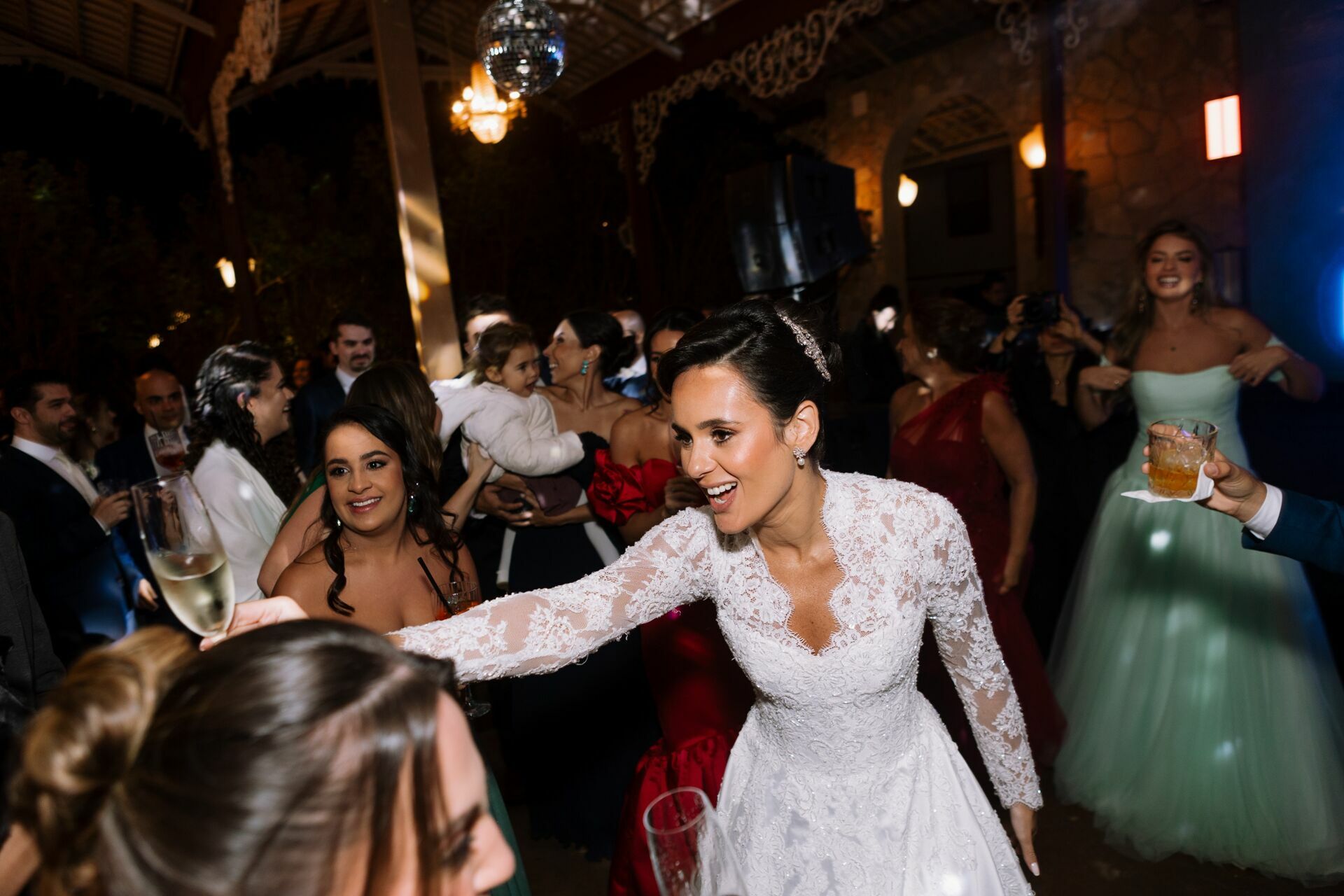 Foto Rafaela e Otávio - Matriz de Santo Antônio e Villa Paolucci - Tiradentes -MG Foto Rafaela e Otávio - Matriz de Santo Antônio e Villa Paolucci - Tiradentes -MG - Imagem 377