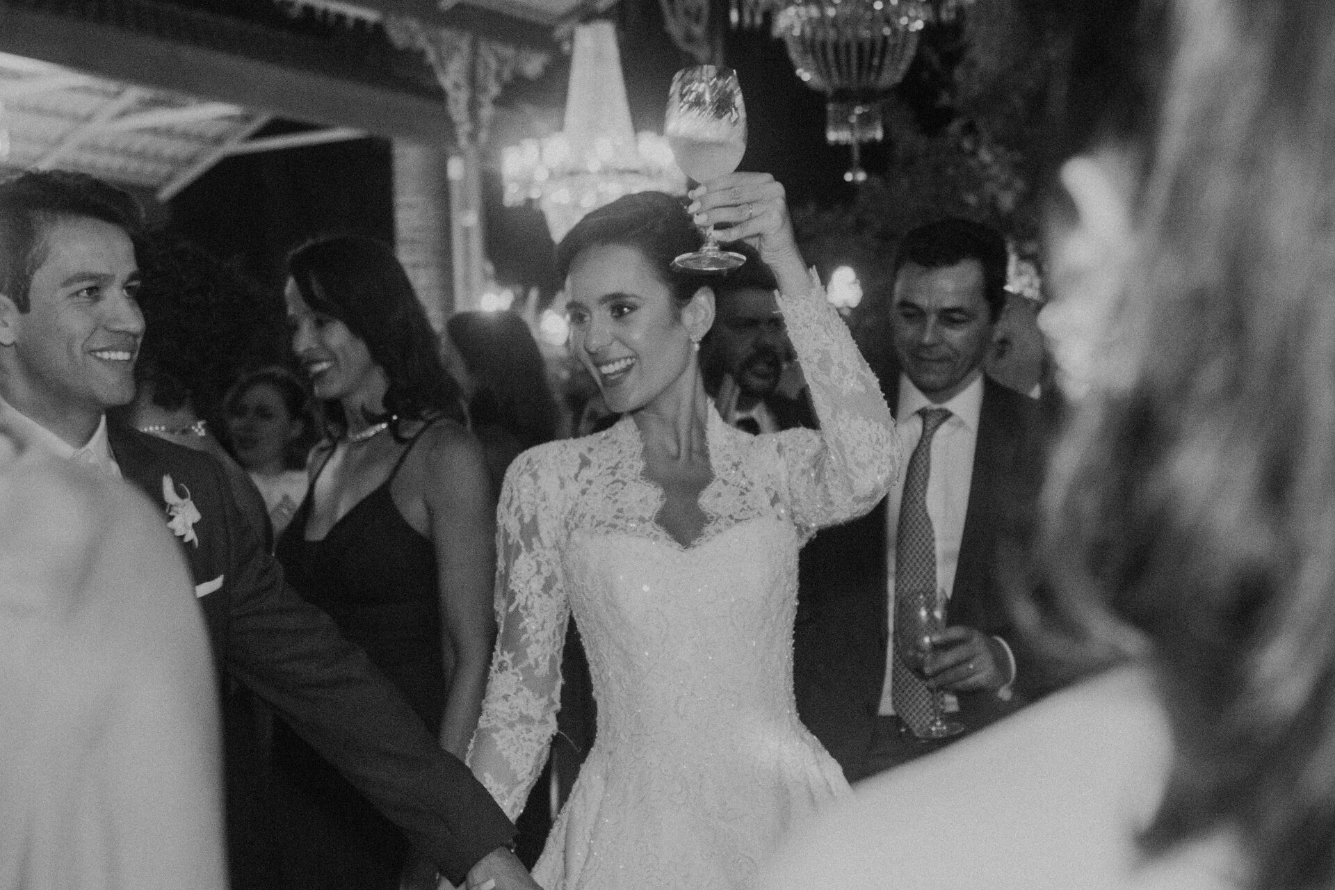 Foto Rafaela e Otávio - Matriz de Santo Antônio e Villa Paolucci - Tiradentes -MG Foto Rafaela e Otávio - Matriz de Santo Antônio e Villa Paolucci - Tiradentes -MG - Imagem 408