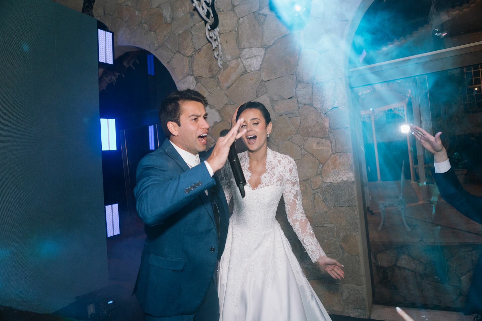 Foto Rafaela e Otávio - Matriz de Santo Antônio e Villa Paolucci - Tiradentes -MG Foto Rafaela e Otávio - Matriz de Santo Antônio e Villa Paolucci - Tiradentes -MG - Imagem 497