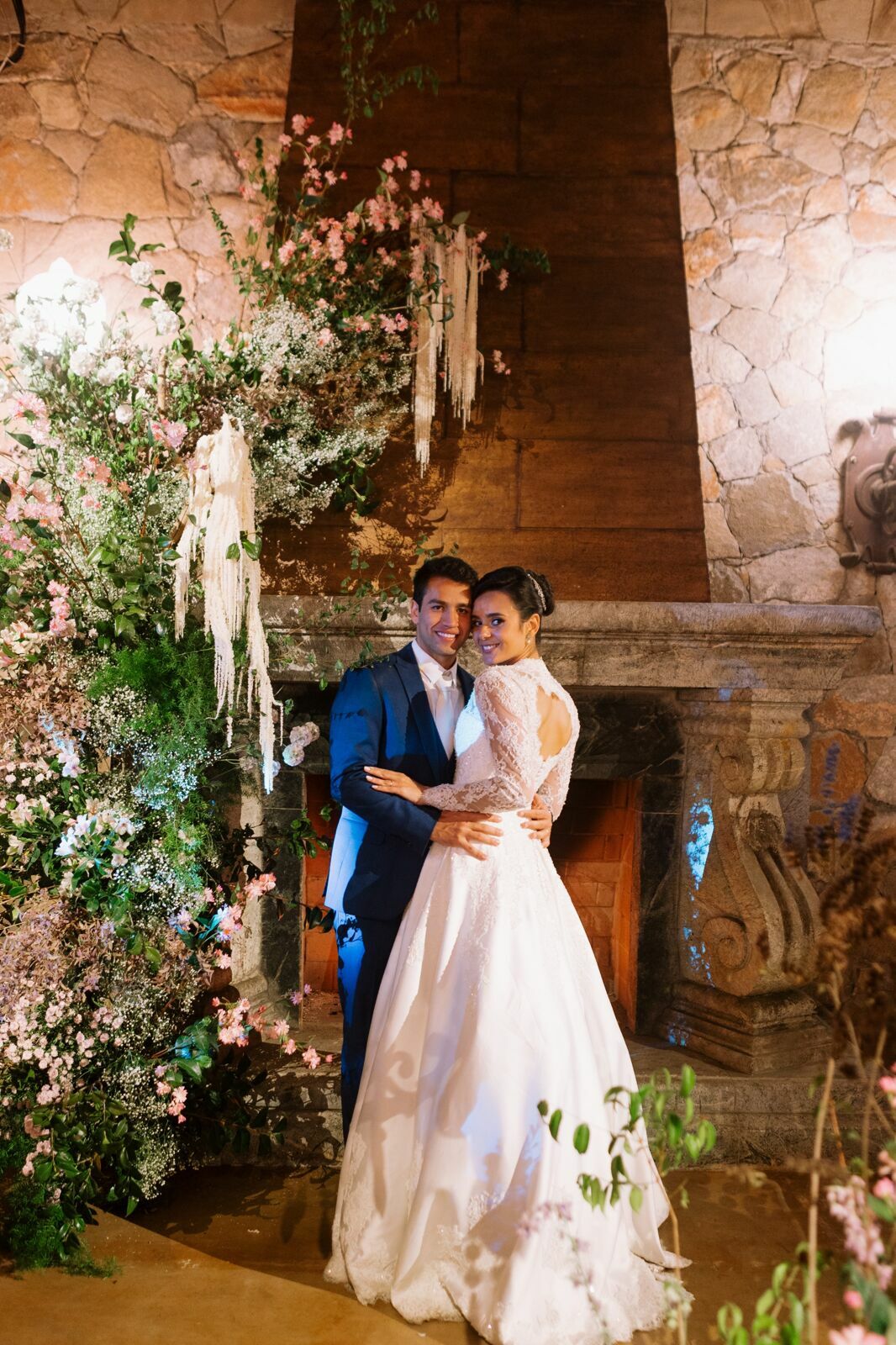Foto Rafaela e Otávio - Matriz de Santo Antônio e Villa Paolucci - Tiradentes -MG Foto Rafaela e Otávio - Matriz de Santo Antônio e Villa Paolucci - Tiradentes -MG - Imagem 477
