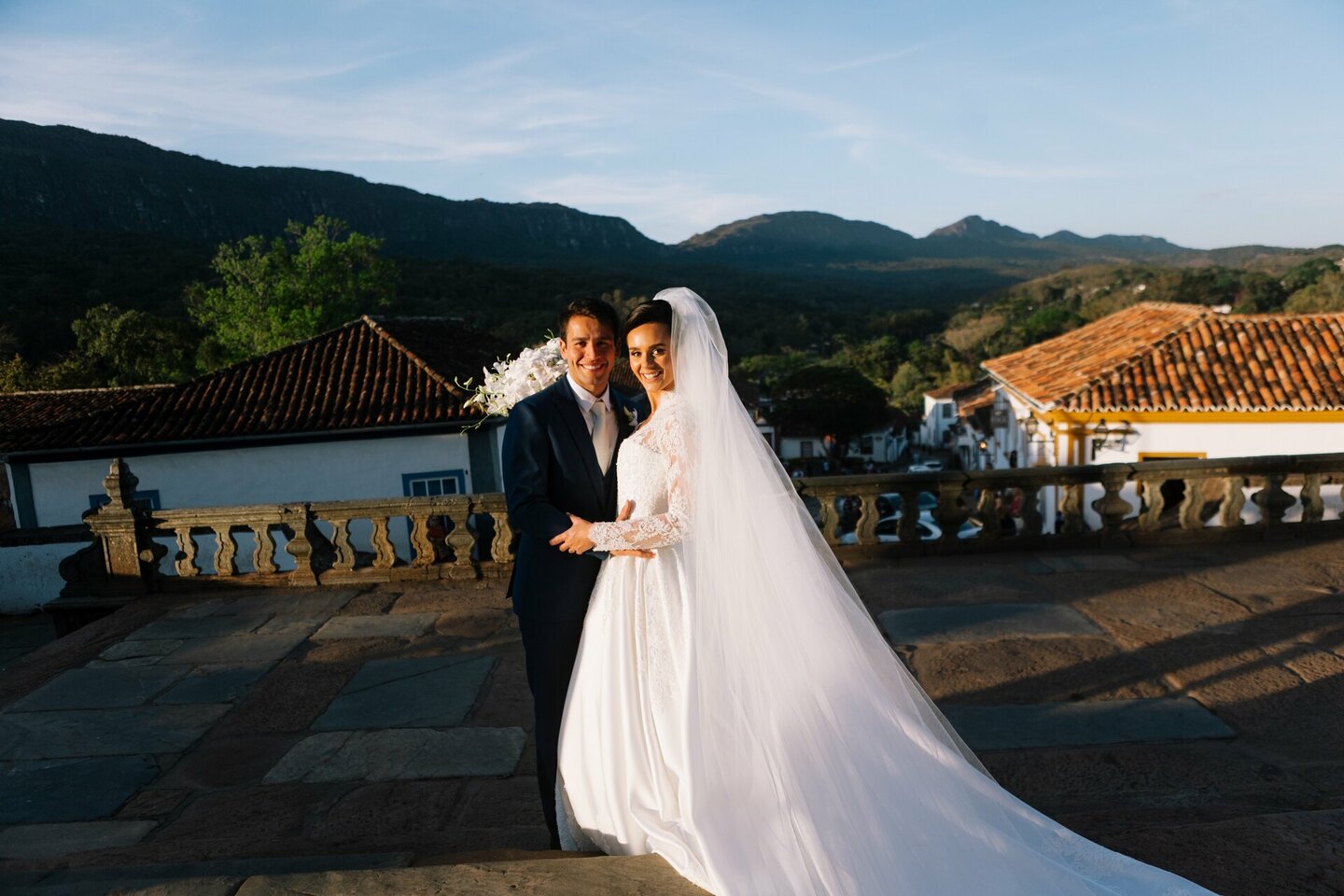 Rafaela e Otávio - Matriz de Santo Antônio e Villa Paolucci - Tiradentes -MG Rafaela e Otávio - Matriz de Santo Antônio e Villa Paolucci - Tiradentes -MG